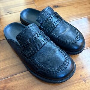 New in Box Freda Salvador Mules